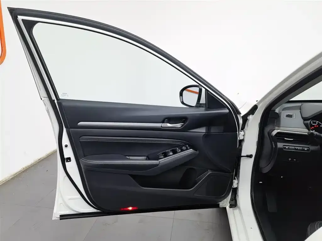 Nissan Teana 2022 из CN, фото 8