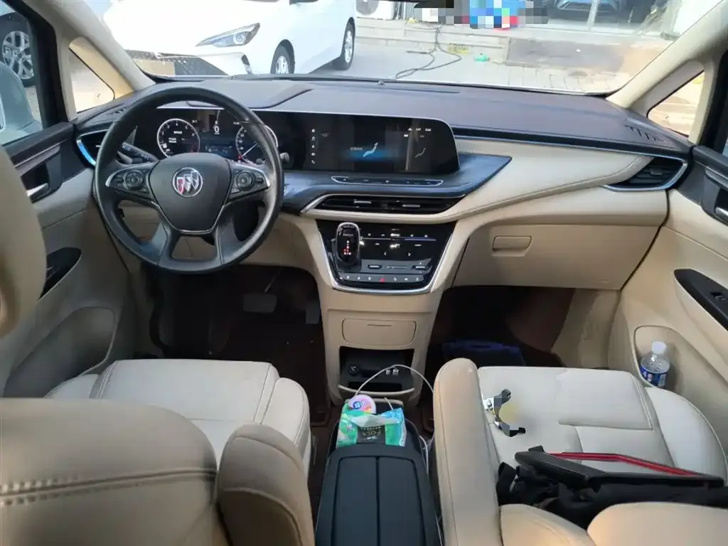 Buick GL8 2024 из CN, фото 10
