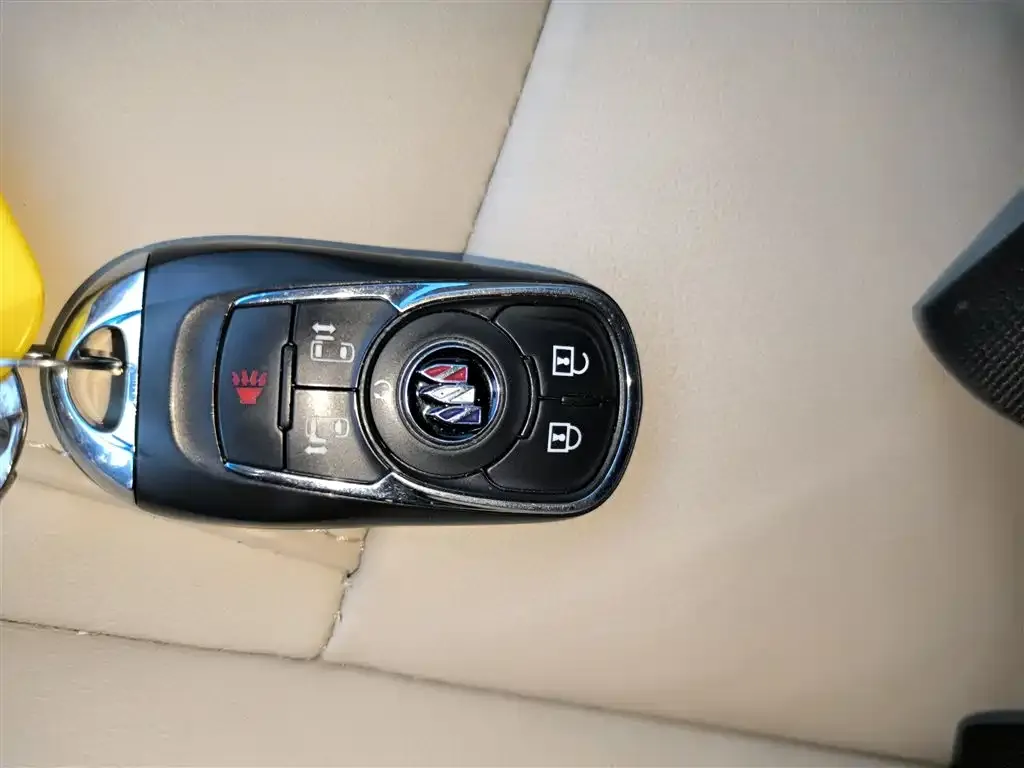 Buick GL8 2024 из CN, фото 9