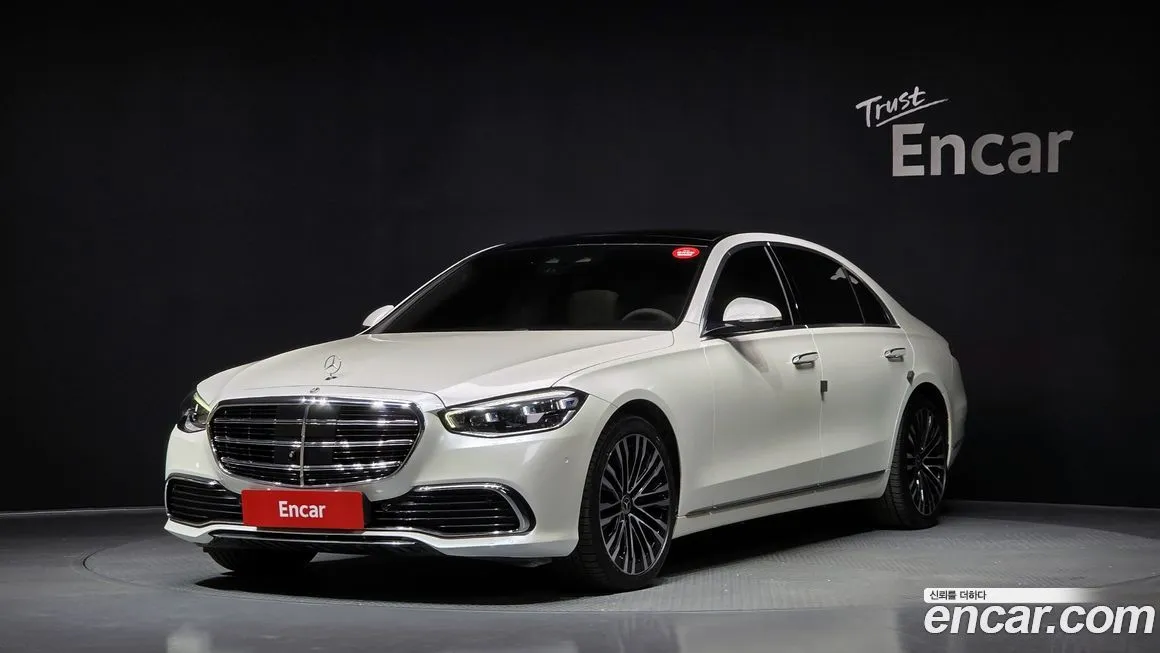 Mercedes-Benz S-Class — фото 1