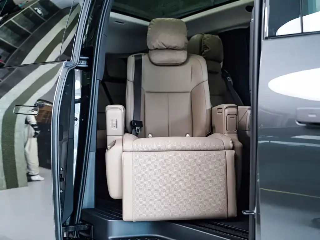 Li Auto MEGA 2025 из CN, фото 10