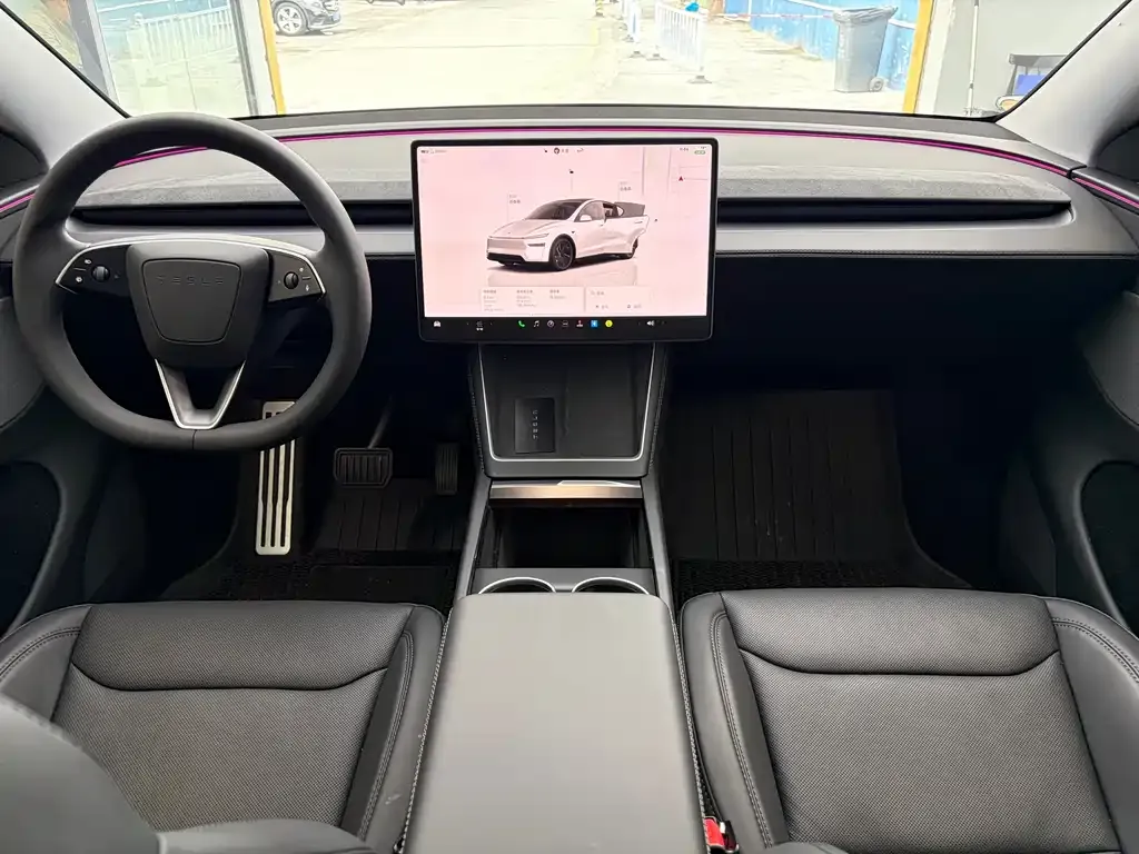 Tesla Model Y — фото 7