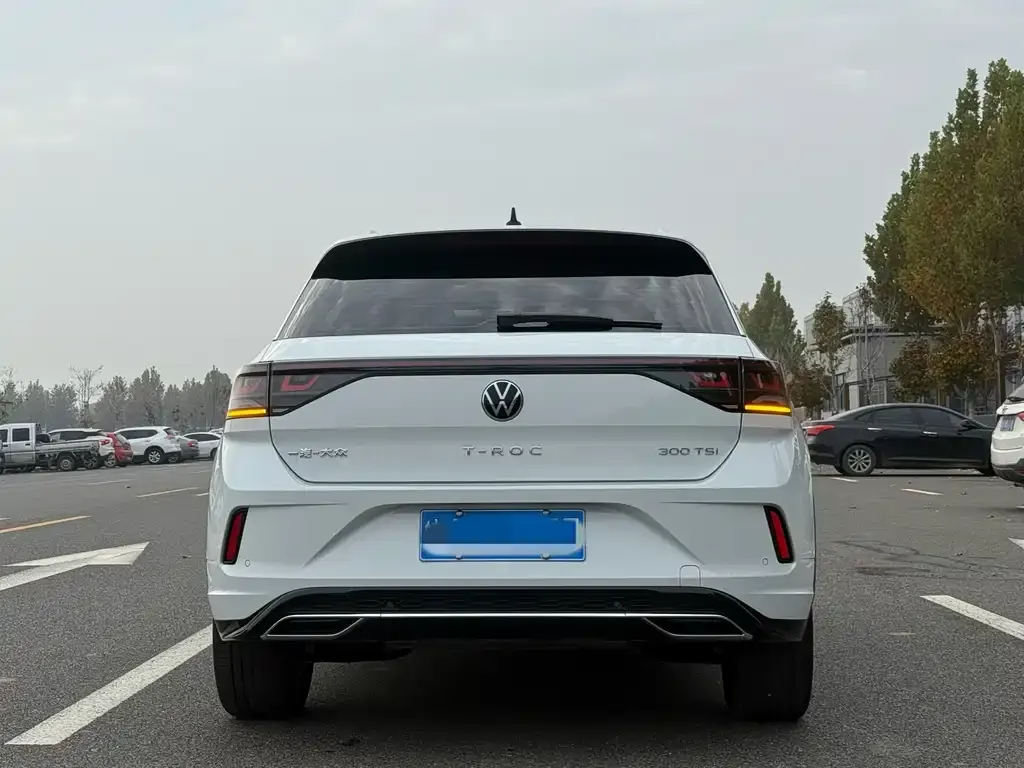 Volkswagen T-Roc 2023 из CN, фото 5