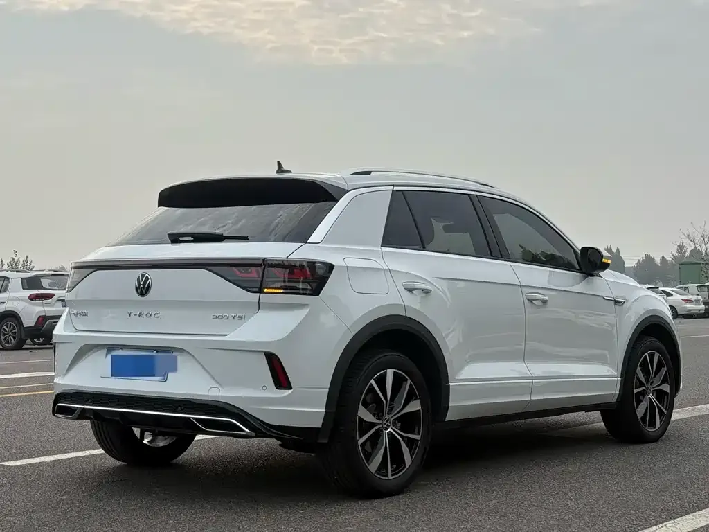 Volkswagen T-Roc 2023 из CN, фото 6