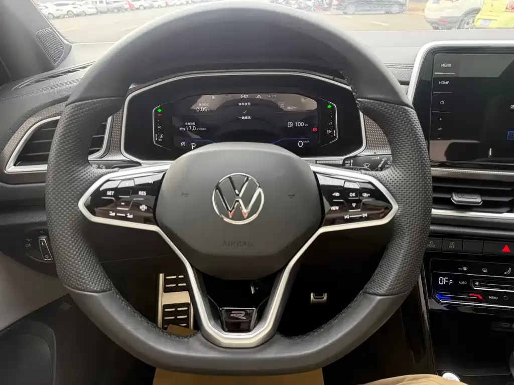 Volkswagen T-Roc 2023 из CN, фото 8