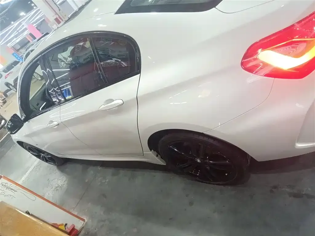 BMW 1 Series 2021 из CN, фото 5