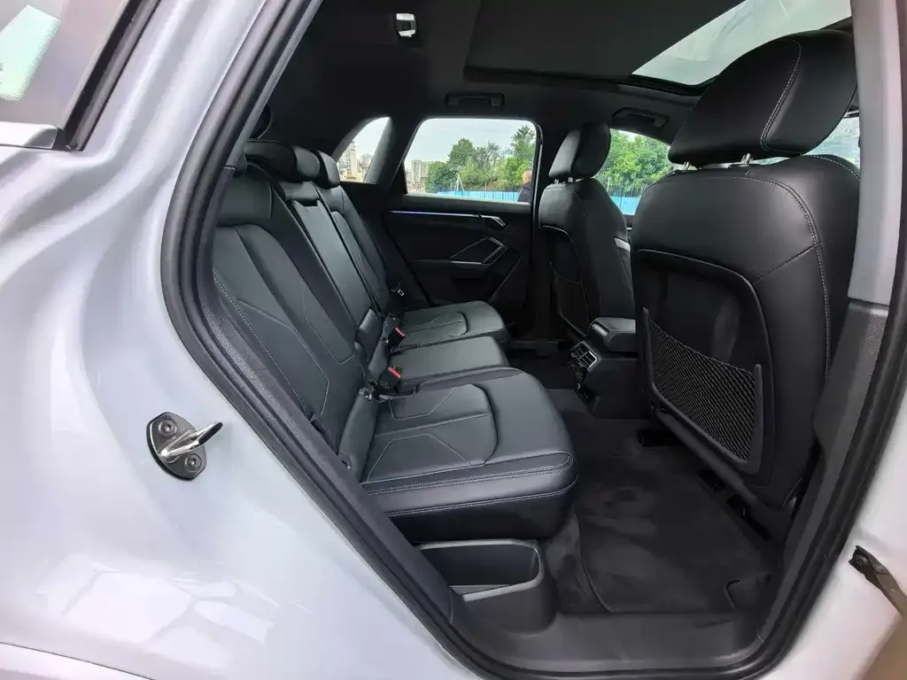 Audi Q3 2024 из CN, фото 10