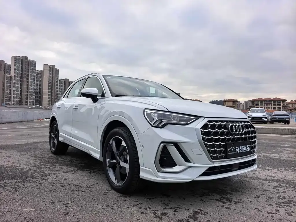 Audi Q3 2024 из CN, фото 3