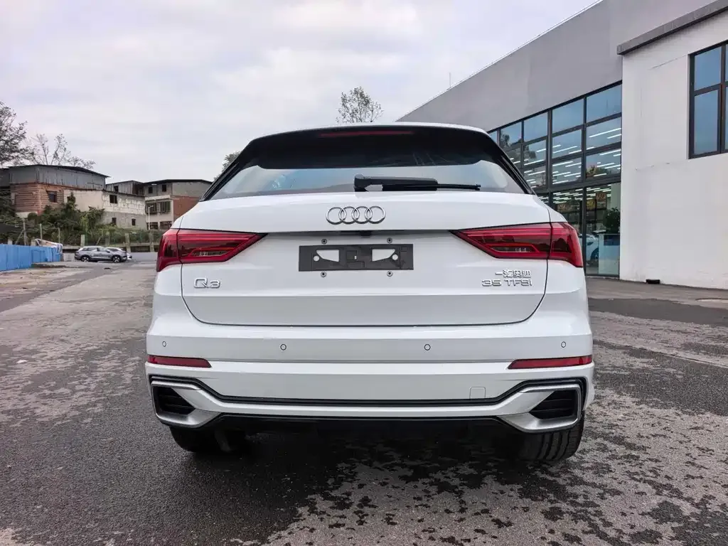 Audi Q3 2024 из CN, фото 8