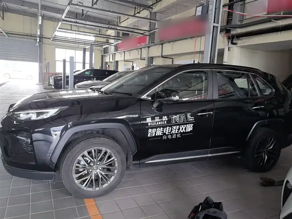 Toyota Wildlander 2023 из CN, фото 5