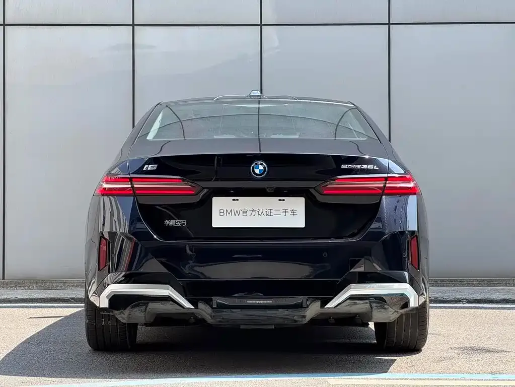 BMW i5 2024 из CN, фото 5