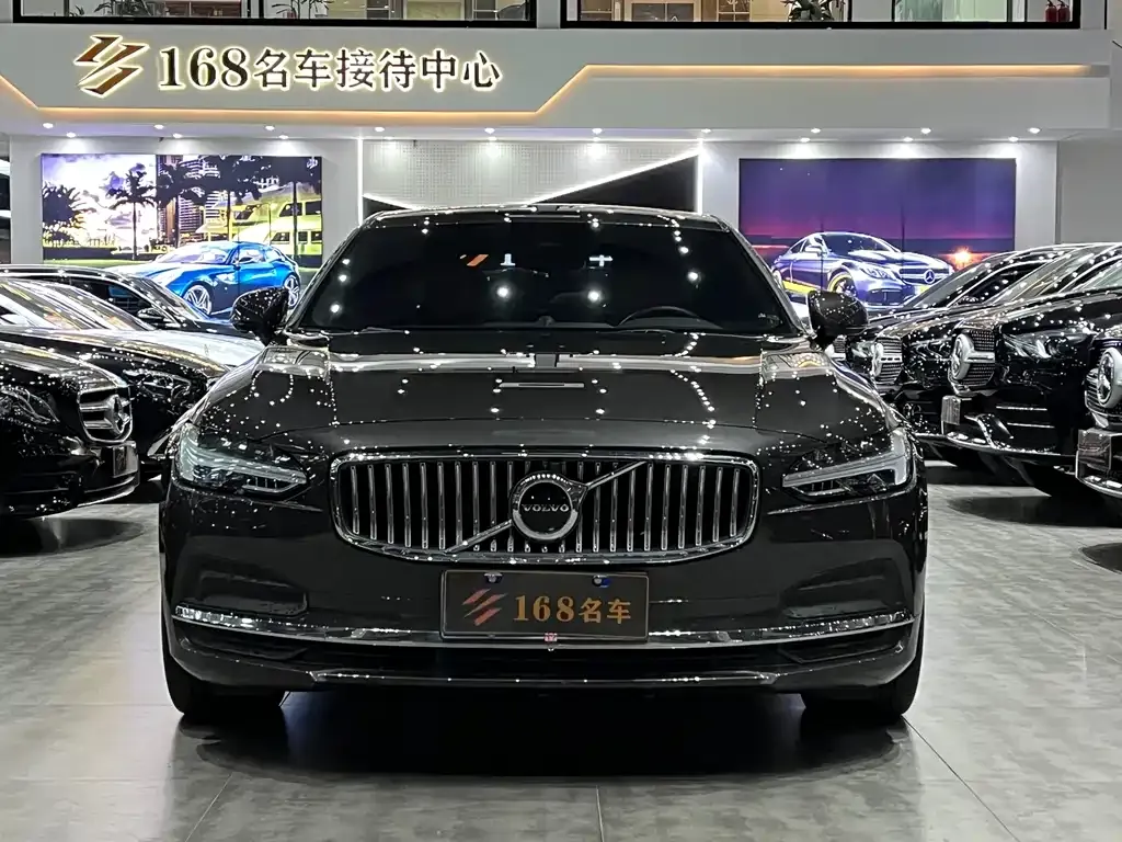 Volvo S90 2024 из CN, фото 2
