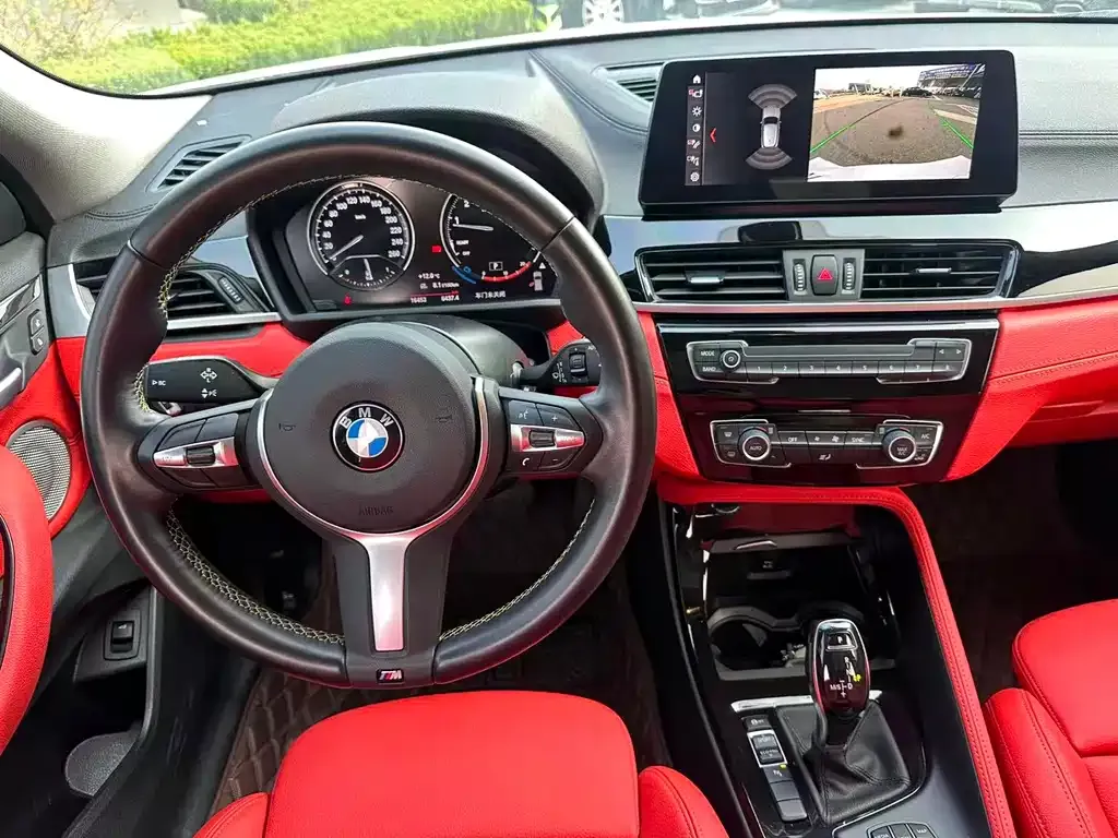 BMW X2 — фото 10