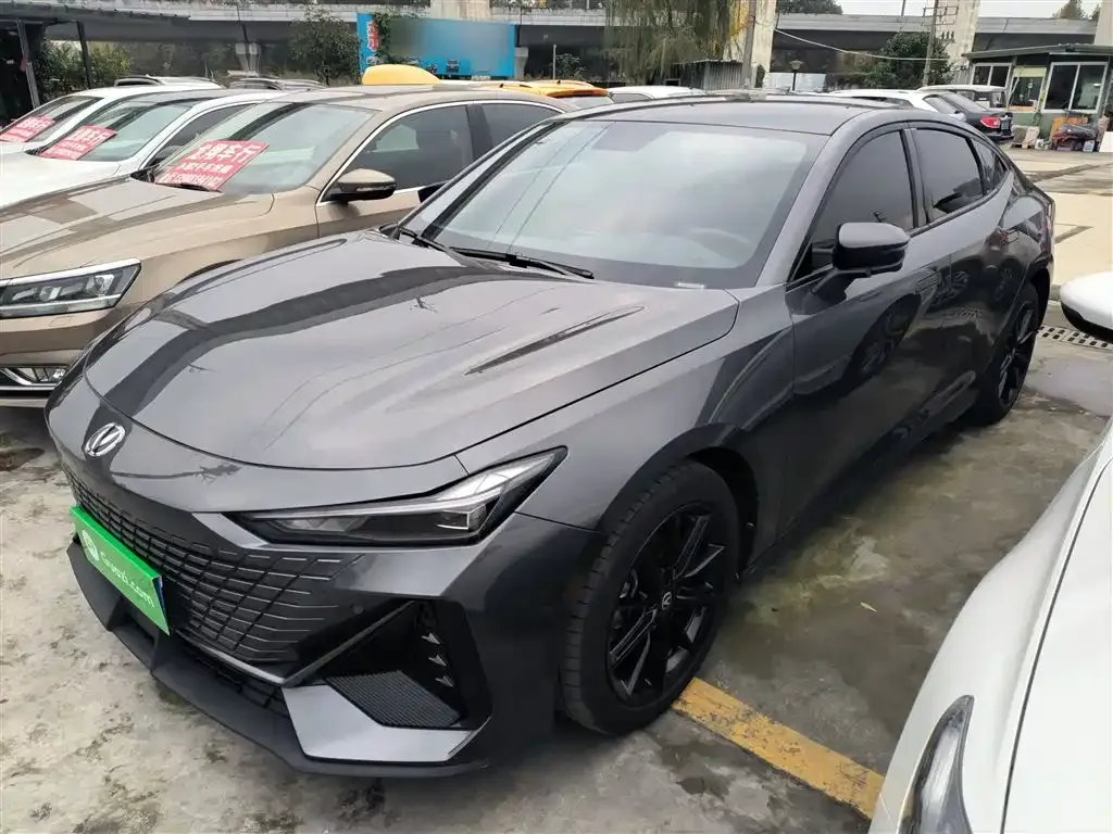 Changan UNI-V 2023 из CN, фото 1