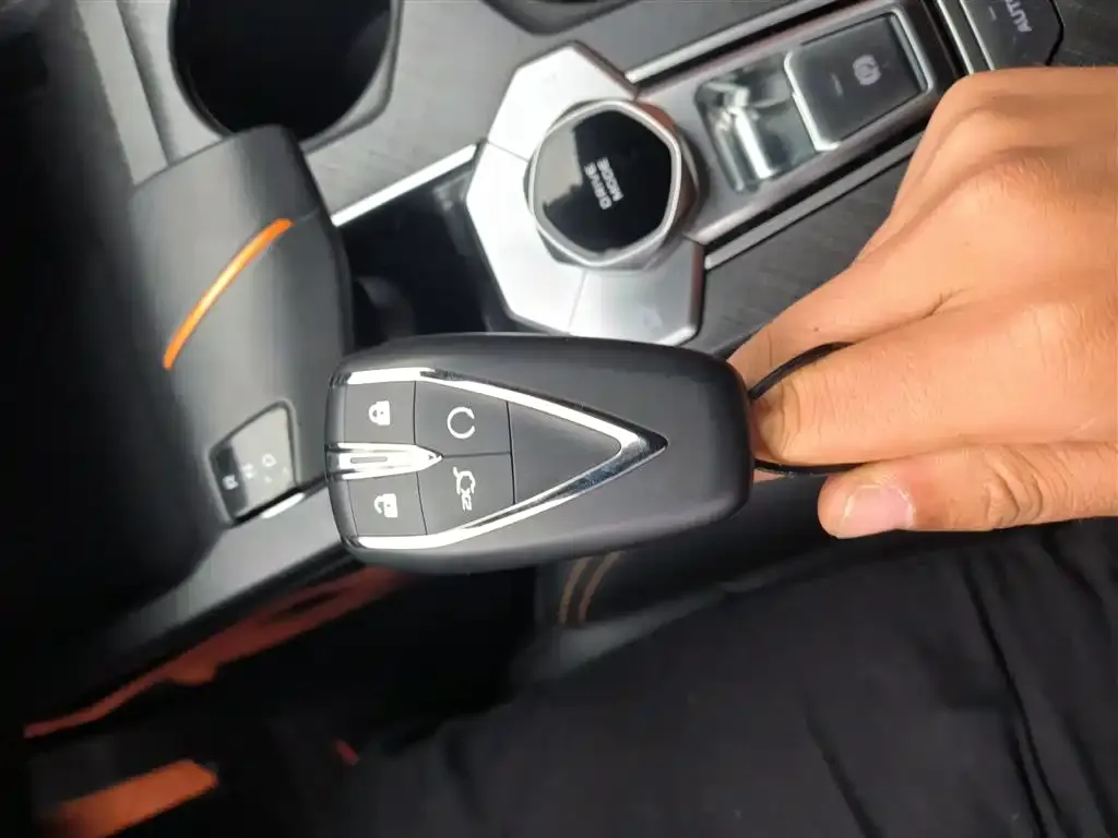 Changan UNI-V 2023 из CN, фото 9