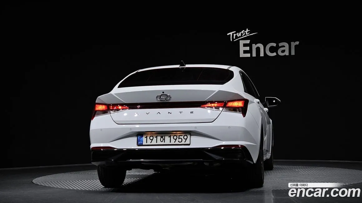 Hyundai AVANTE — фото 4