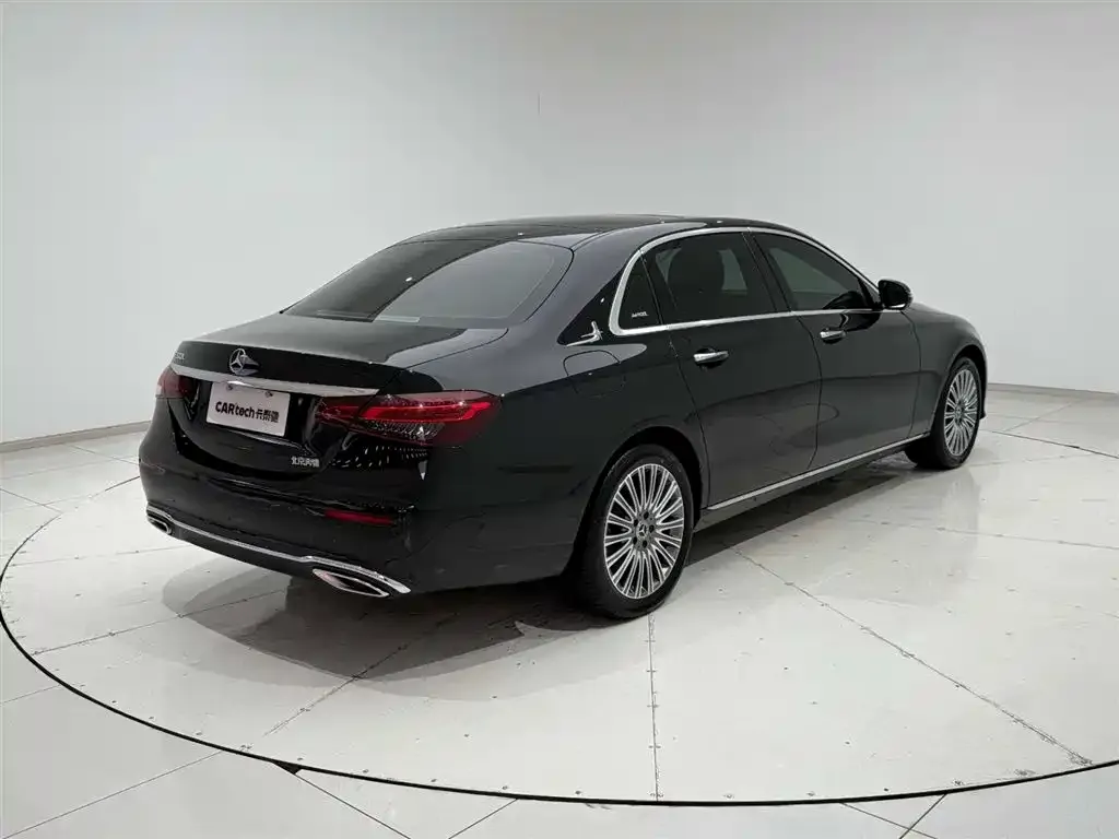 Mercedes-Benz E-Class 2022 из CN, фото 8