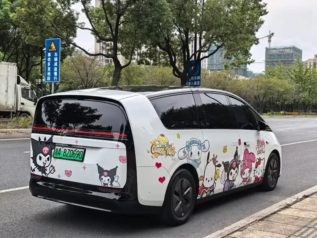 Li Auto MEGA 2024 из CN, фото 4
