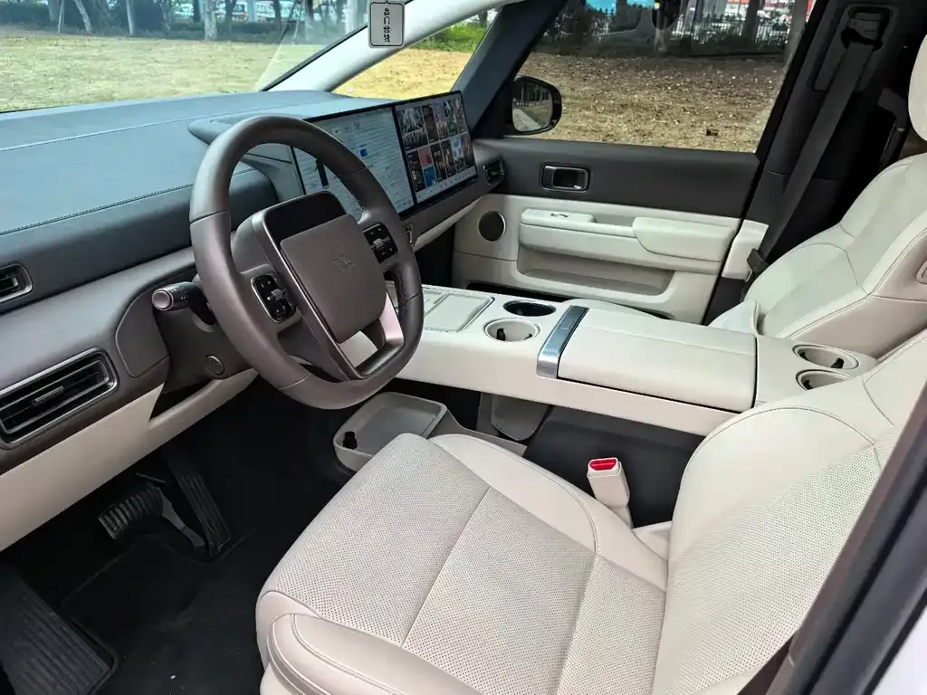 Li Auto MEGA 2024 из CN, фото 6