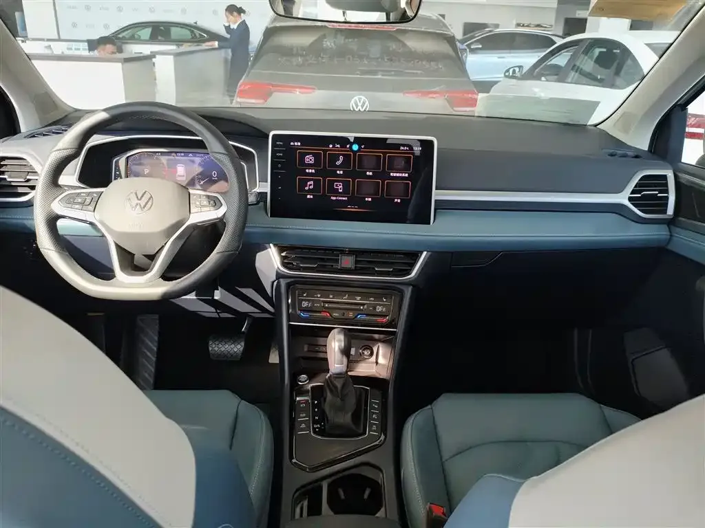 Volkswagen Tharu 2024 из CN, фото 10