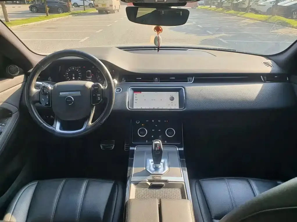 Land Rover Evoque — фото 7