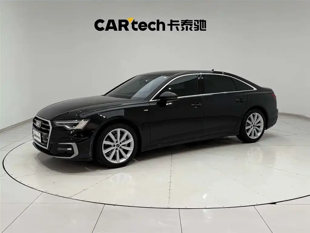 Audi A6L — фото 1