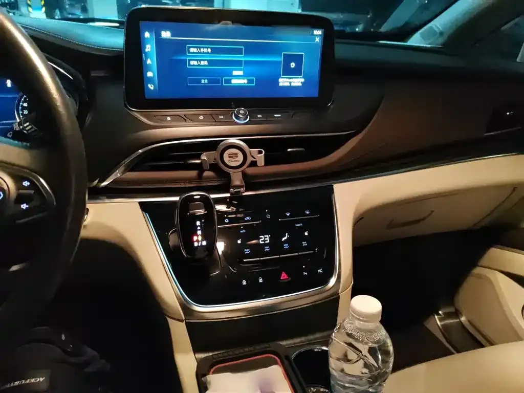 Buick GL8 2021 из CN, фото 6