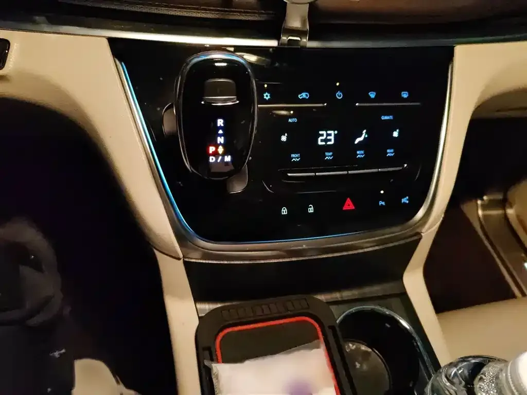Buick GL8 2021 из CN, фото 7