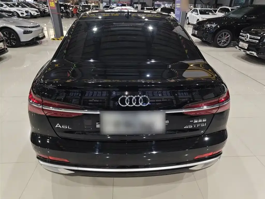 Audi A6L 2024 из CN, фото 6