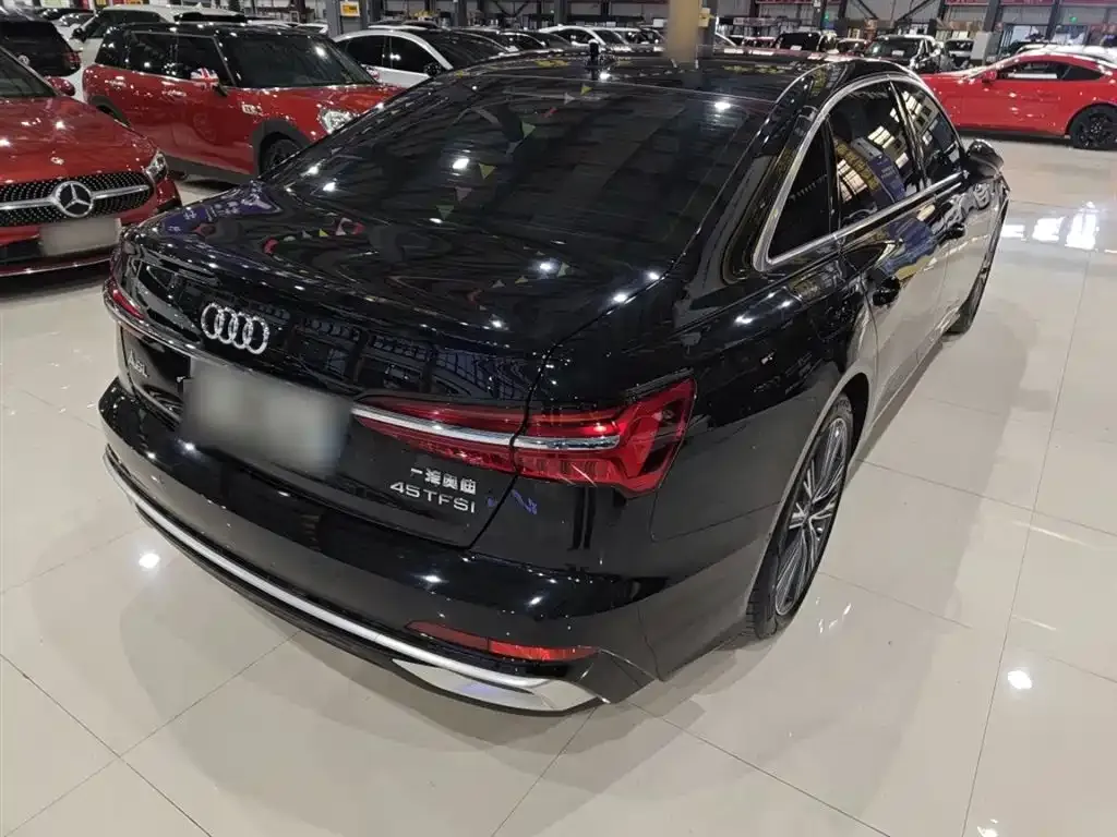 Audi A6L 2024 из CN, фото 7