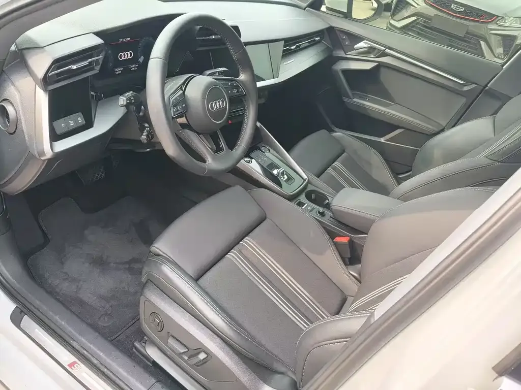 Audi A3 2022 из CN, фото 4