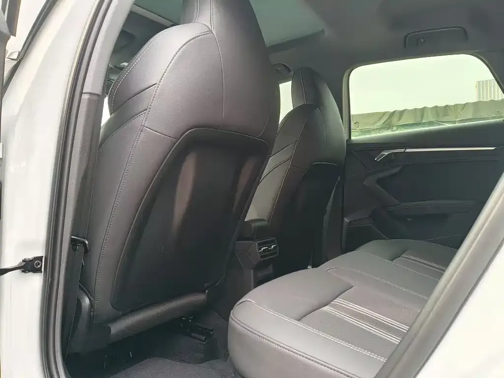 Audi A3 2022 из CN, фото 6