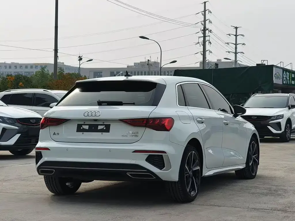 Audi A3 2022 из CN, фото 9