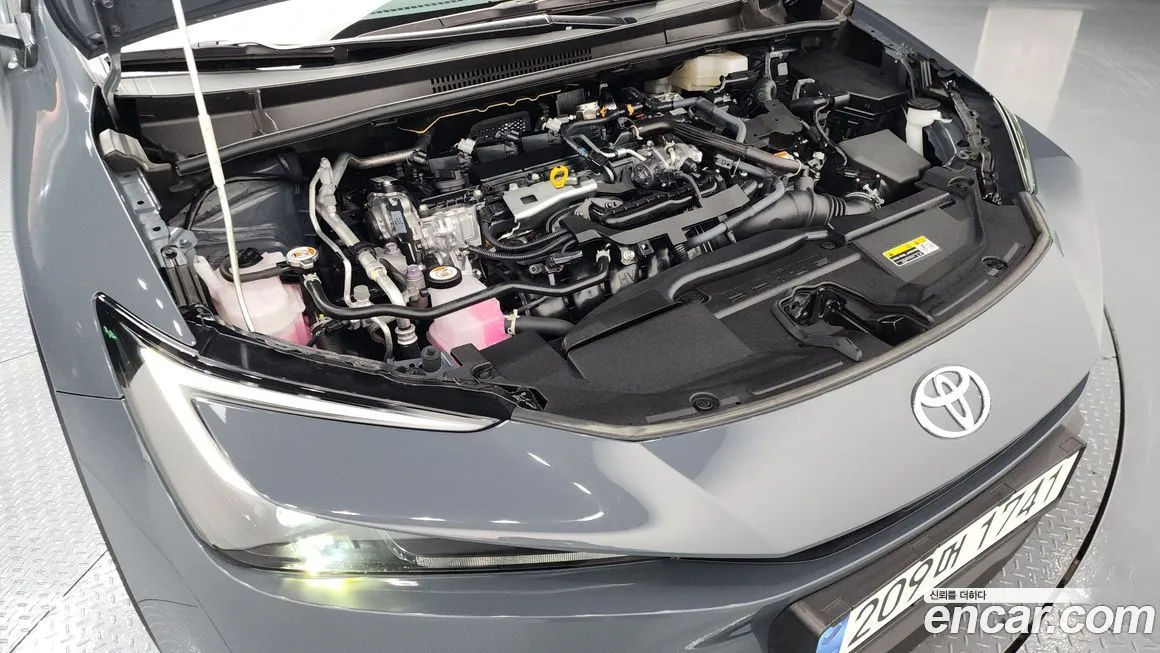 Toyota Prius 2024 из KR, фото 6