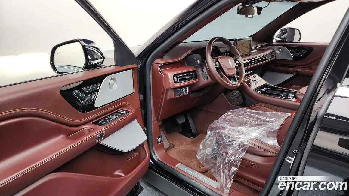 Lincoln Aviator — фото 10