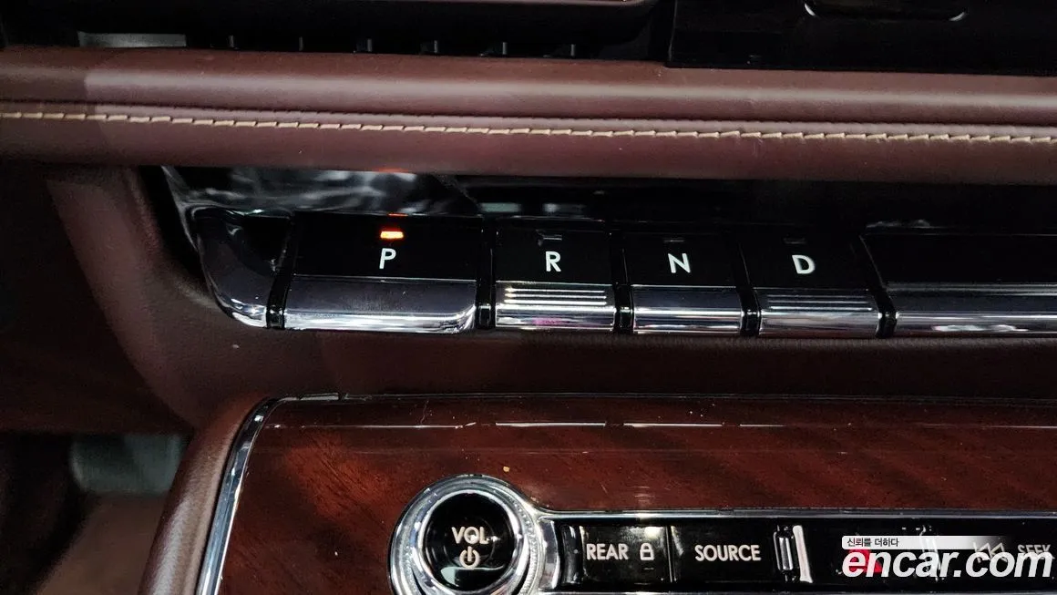 Lincoln Aviator — фото 9