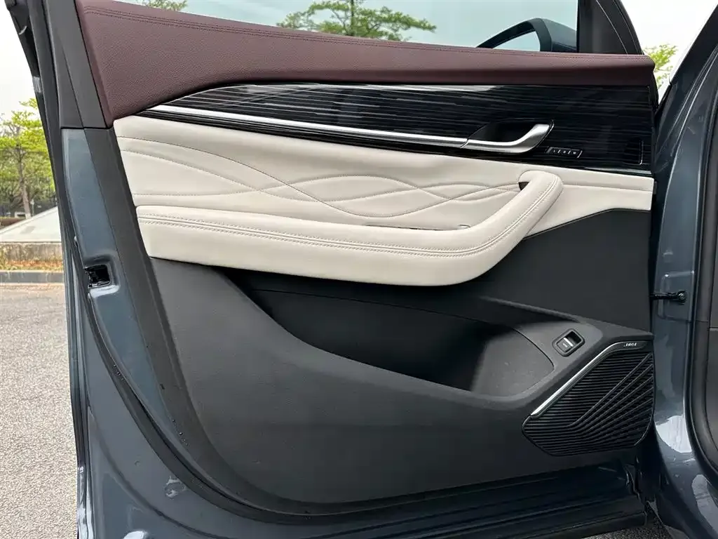 Geely Xingyue L 2023 из CN, фото 4