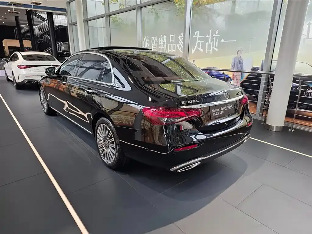 Mercedes-Benz E-Class 2023 из CN, фото 10
