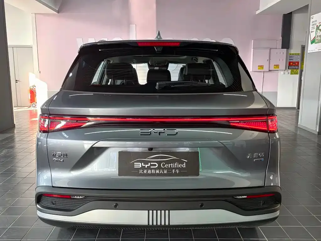 BYD Seal 05 DM-i — фото 10