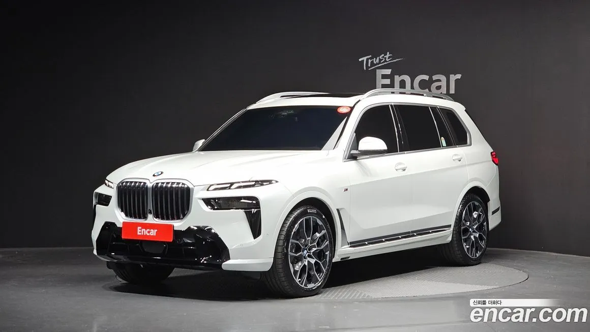 BMW X7 — фото 1
