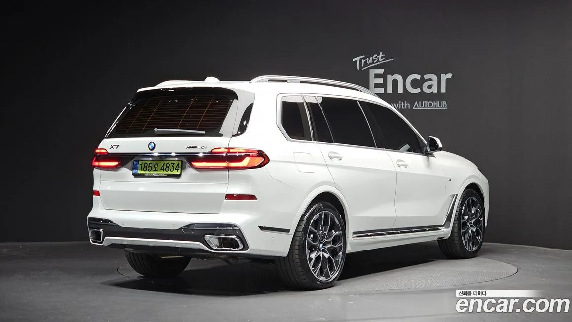 BMW X7 — фото 2