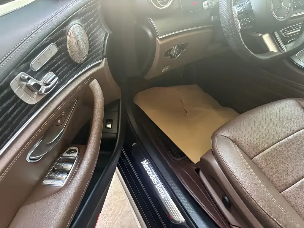 Mercedes-Benz E-Class 2023 из CN, фото 5