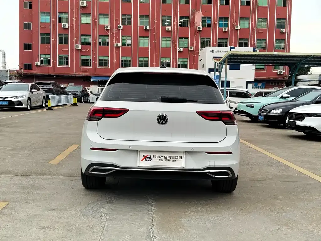 Volkswagen Golf 2022 из CN, фото 5