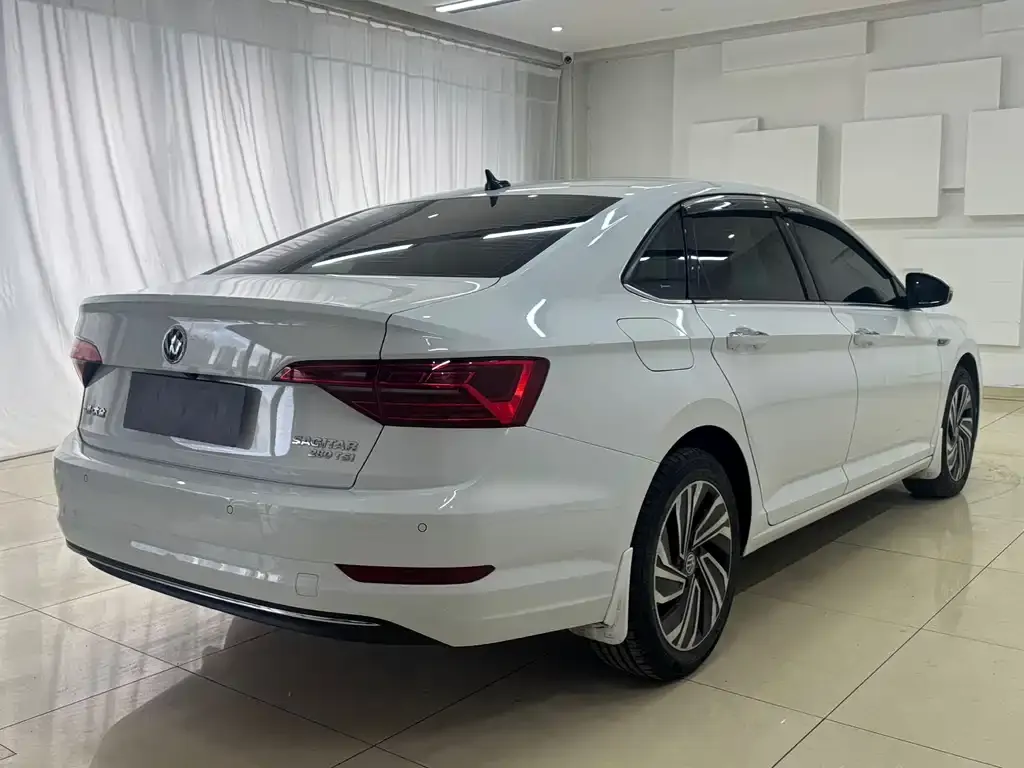 Volkswagen Sagitar 2022 из CN, фото 6
