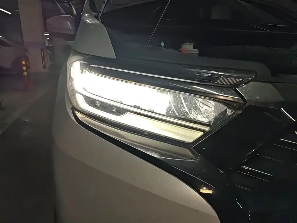 Honda Elysion 2024 из CN, фото 8