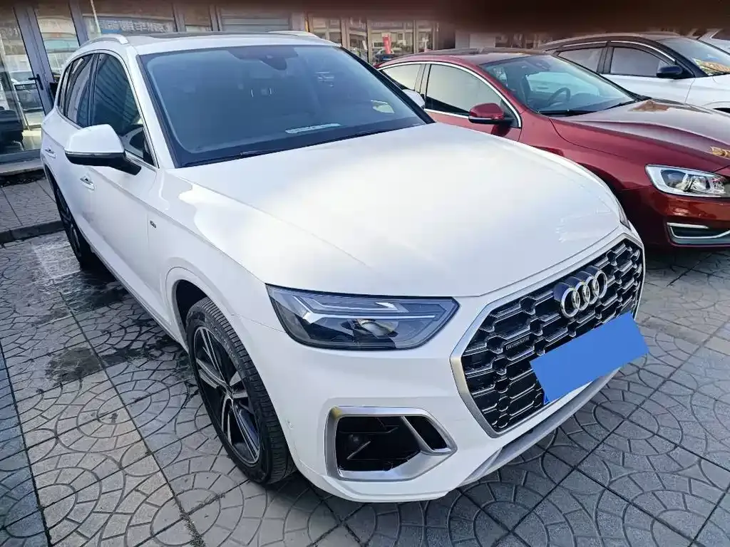 Audi Q5L 2022 из CN, фото 3