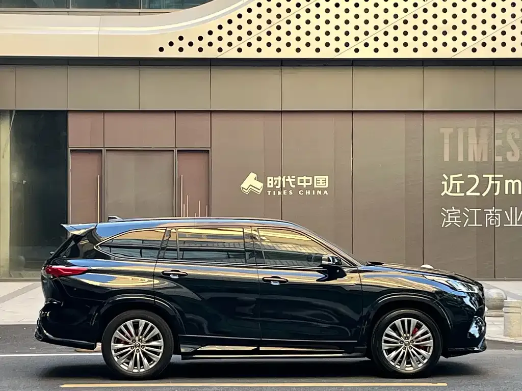 Toyota Highlander 2022 из CN, фото 10