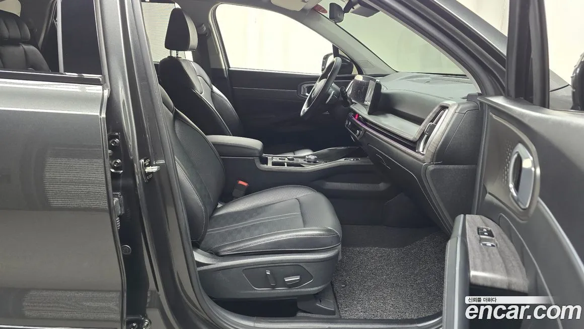 Kia Sorento — фото 10