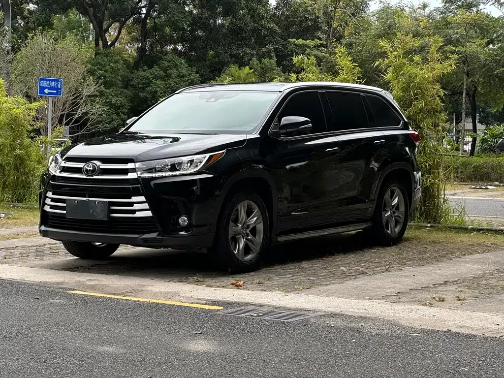 Toyota Highlander 2021 из CN, фото 1