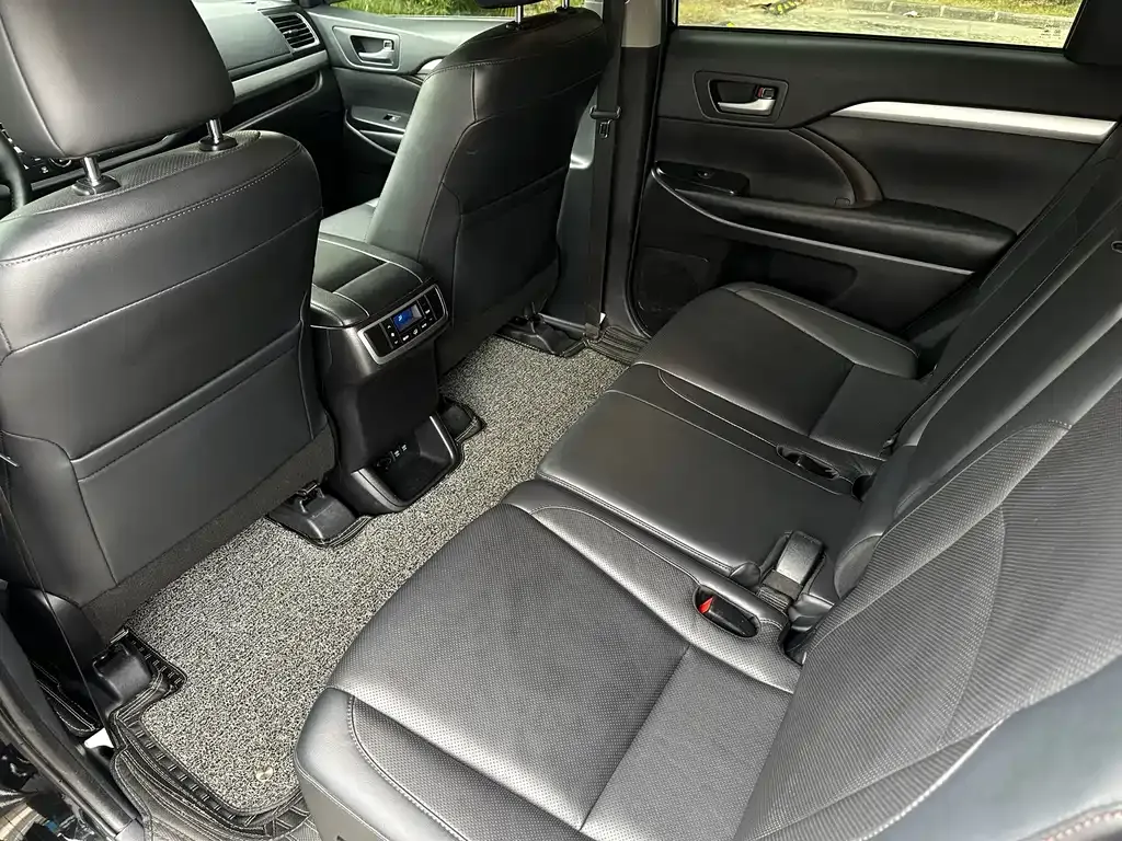 Toyota Highlander 2021 из CN, фото 7